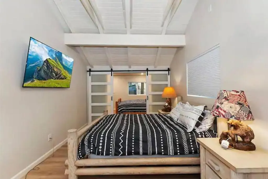 Modern Moab: Near Boulder Bay + Spa + Large Yard-1